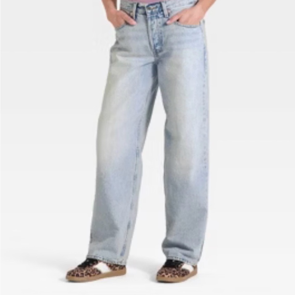 Universal Thread Women's Light Blue Skinny Jeans